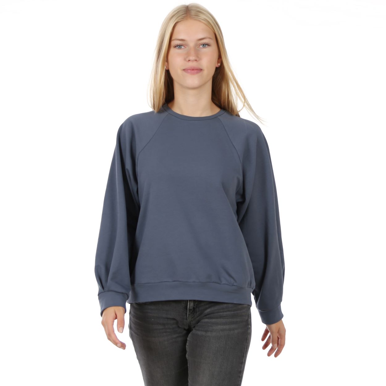 Studio Schnittreif Frau Deetje Sweater Papierschnittmuster