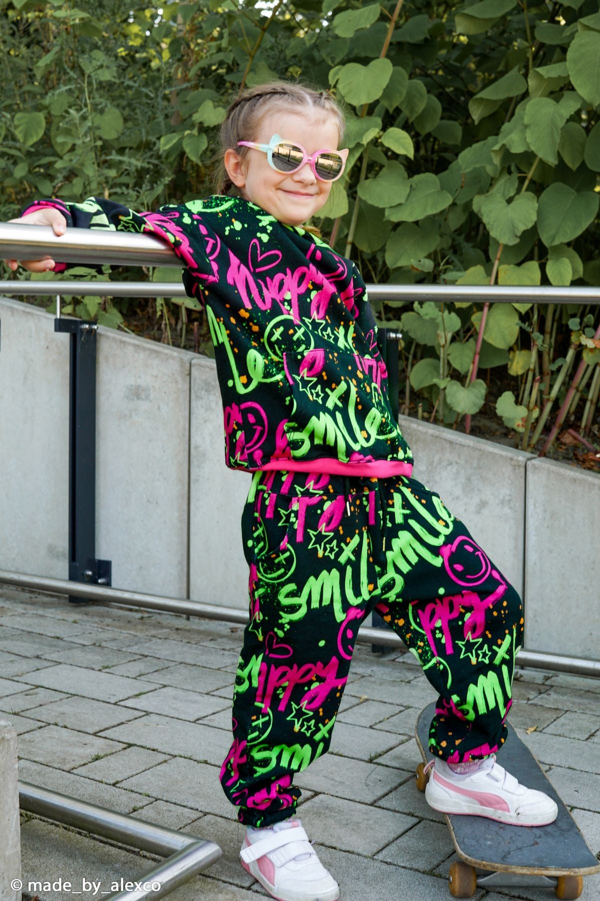 Sweat angeraut Happy Smile schwarz von Christiane Zielinski Swafing